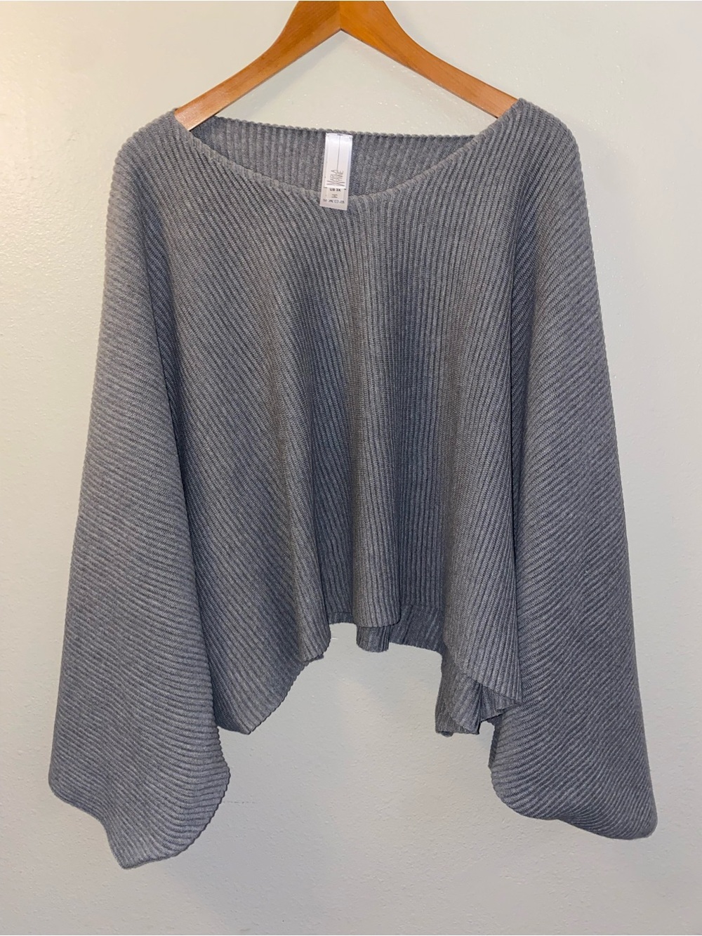 MarlaWynne Gray Ribbed Knit Sweater Cape Poncho With Arms Size 3X Minimalist
